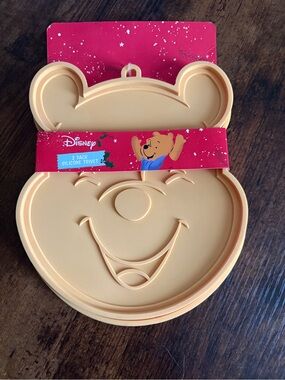 Disney Pooh Bear Silicone Trivet in Yellow with Red Backing